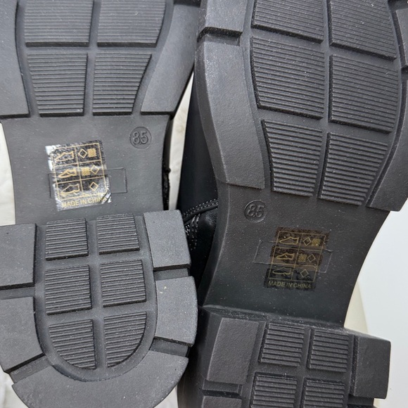 GC Good Choice Shoes William Chelsea Boot- Size 8.5 - Picture 7 of 7